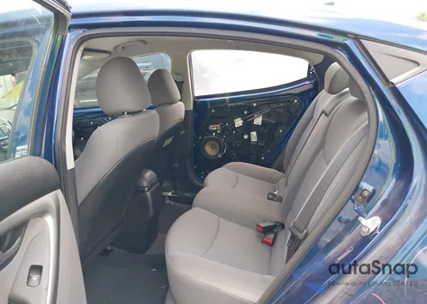 2015 Hyundai Elantra Se z USA, uszkodzony, nr VIN 5NPDH4AE8FH633501